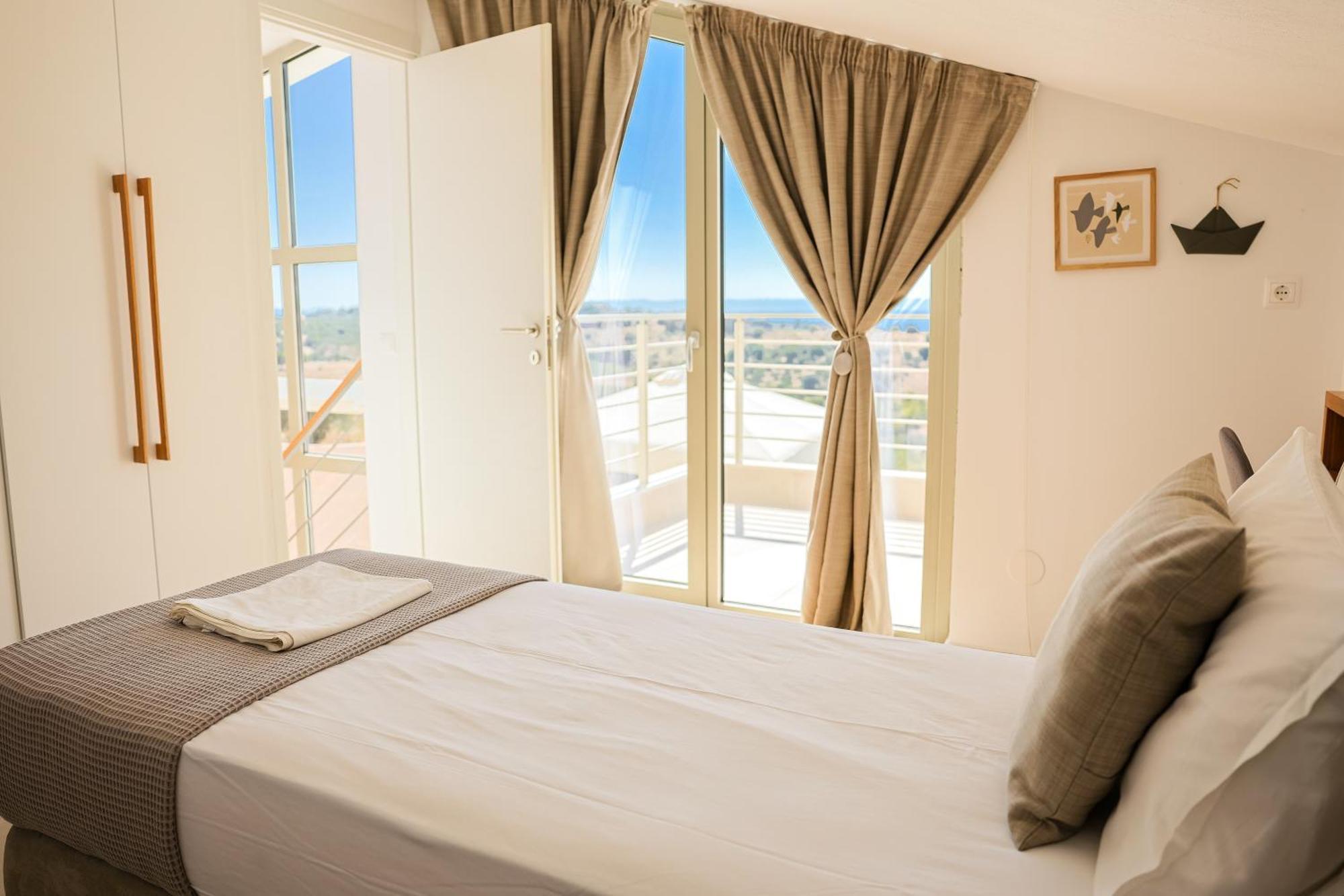 Nikiti Dream Villas Exterior photo